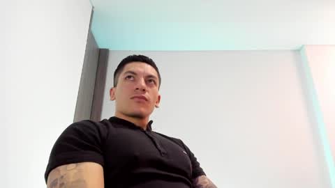 Snapshot of aquiles_51 chatting on 21, 5, 2026 Jonathan online show from 21, 5, 2026