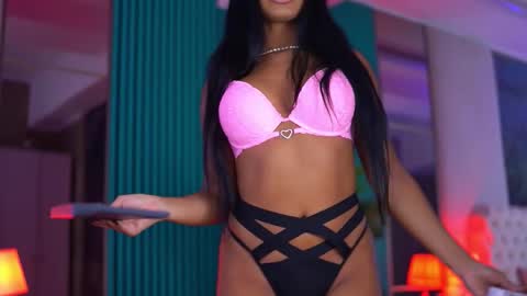 Snapshot of arabellaposh chatting on 19, 10, 2025 arabellaposh online show from 19, 10, 2025