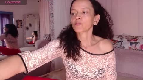 Snapshot of arabiel chatting on 7, 2, 2025 Nadia Cyel online show from 7, 2, 2025
