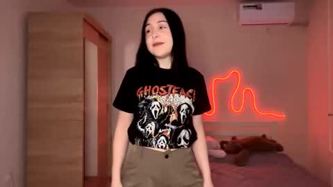 Emi online show from 22, 3, 2026