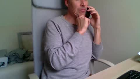 Snapshot of aragon9999 chatting on 28, 10, 2025 aragon9999 online show from 28, 10, 2025