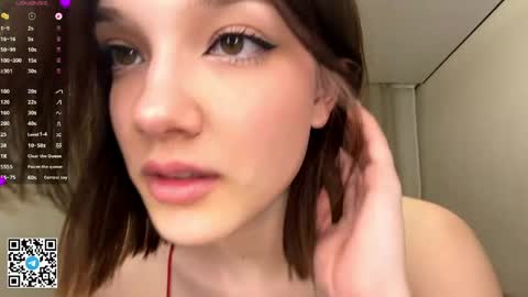 Caroline online show from 16, 4, 2026