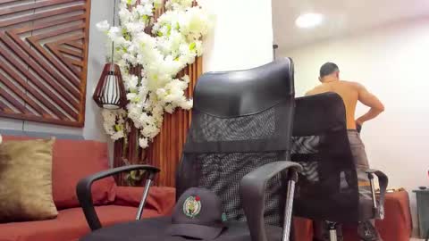 Snapshot of ares_stone chatting on 28, 11, 2025 Ares Stone online show from 28, 11, 2025