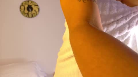 Snapshot of aresangell chatting on 3, 10, 2025 ARES online show from 3, 10, 2025