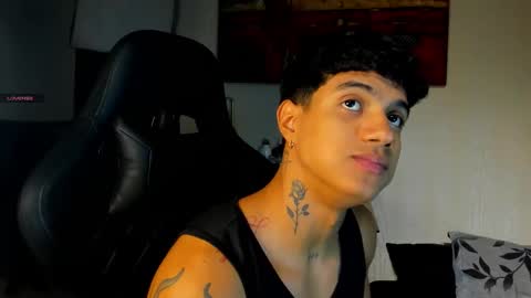 Snapshot of aress444 chatting on 28, 11, 2025 aress444 online show from 28, 11, 2025