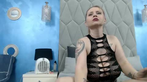 Snapshot of aretialisya chatting on 26, 2, 2025 aretialisya online show from 26, 2, 2025