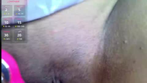 Snapshot of ari_20_ chatting on 17, 12, 2025 Bella online show from 17, 12, 2025