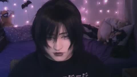 Ahri online show from 5, 3, 2025