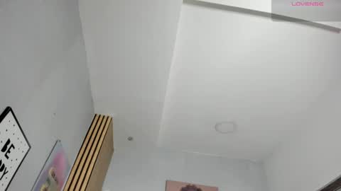 Snapshot of aria__monroe chatting on 28, 3, 2026 aria__monroe online show from 28, 3, 2026