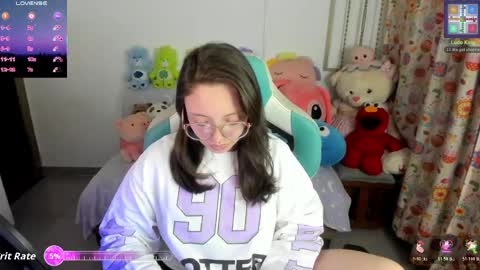 Snapshot of aria_alaia chatting on 13, 5, 2026 Linda online show from 13, 5, 2026