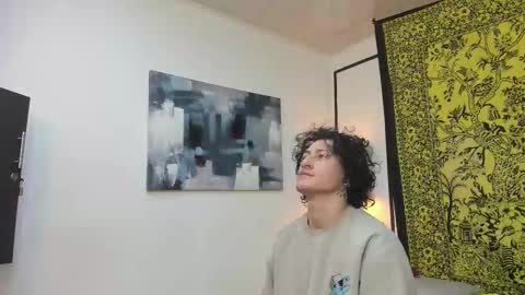 aria y orien  online show from 24, 9, 2025