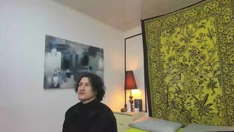 aria y orien  online show from 25, 9, 2025