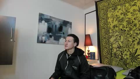 aria y orien  online show from 6, 10, 2025