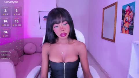 Snapshot of aria_brown_19 chatting on 25, 1, 2025    ARIA    online show from 25, 1, 2025