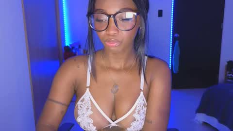 Aria online show from 10, 11, 2025