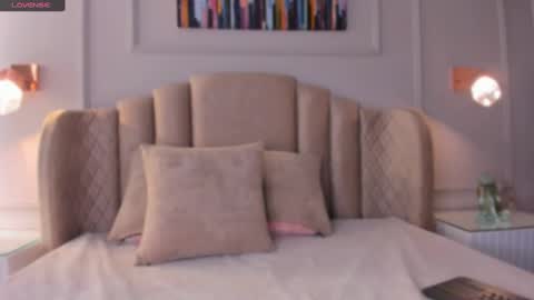 Snapshot of aria_greco chatting on 11, 1, 2025 Aria online show from 11, 1, 2025