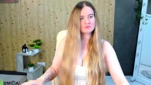 Milena online show from 18, 11, 2025