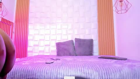 Snapshot of ariabelle1 chatting on 17, 4, 2026 AriaBelle1 online show from 17, 4, 2026