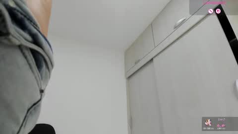 ariacoral online show from 18, 4, 2026