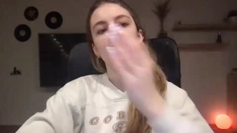 AriaCreazy online show from 11, 2, 2025