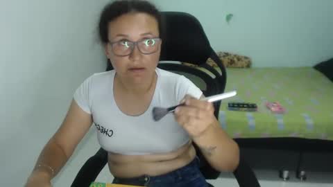 Snapshot of ariadna_6 chatting on 15, 2, 2025 ...Ariana... online show from 15, 2, 2025