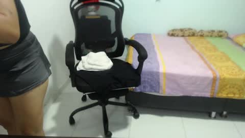 Snapshot of ariadna_6 chatting on 8, 3, 2025 ...Ariana... online show from 8, 3, 2025