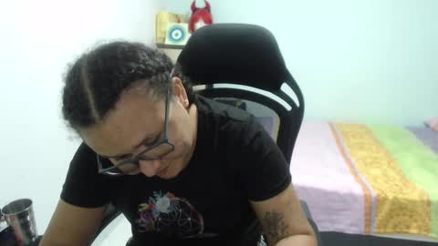 Snapshot of ariadna_6 chatting on 7, 10, 2025 ...Ariana... online show from 7, 10, 2025