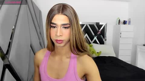 Snapshot of ariadna_dudamel chatting on 17, 11, 2025 ariadna_dudamel online show from 17, 11, 2025