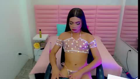 Snapshot of ariadna_princes chatting on 3, 2, 2025 ARIADNA online show from 3, 2, 2025