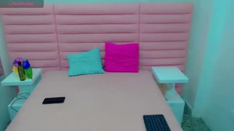 Snapshot of ariadna_princes chatting on 8, 2, 2025 ARIADNA online show from 8, 2, 2025