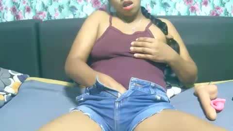 ariah13 online show from 13, 1, 2026