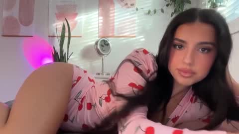 Aria  online show from 13, 11, 2025