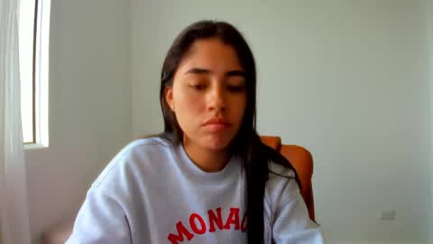 Snapshot of ariamontgomeryyy chatting on 29, 4, 2026 Aria Montgomery online show from 29, 4, 2026