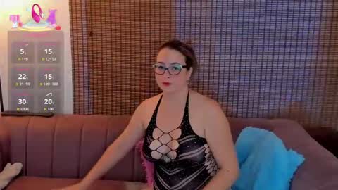 Ariana Cruz online show from 18, 11, 2025