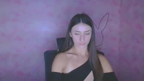 Snapshot of ariana_muur chatting on 27, 10, 2025 Ariana online show from 27, 10, 2025