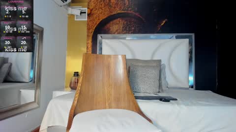 Ariana  online show from 5, 2, 2025