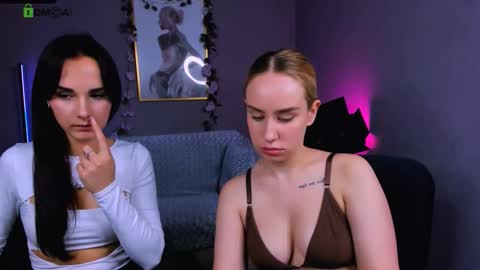 ariana_ross7 online show from 8, 10, 2025