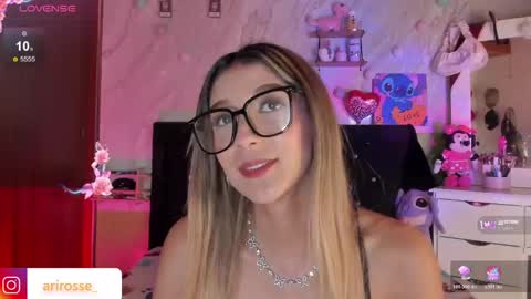 Ariana  online show from 19, 4, 2026