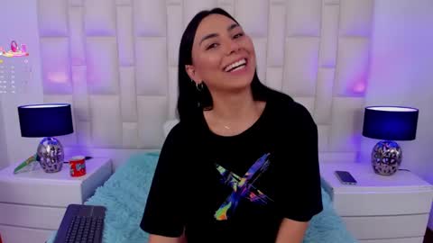  ariana  online show from 25, 2, 2025