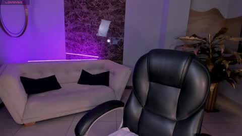 Your Girl  online show from 9, 4, 2026