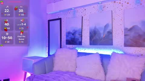 Snapshot of arianasantana chatting on 10, 9, 2025 Ari online show from 10, 9, 2025