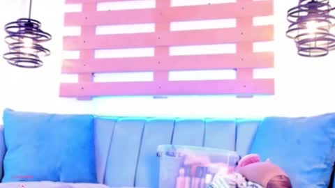 Snapshot of arianasantana chatting on 24, 10, 2025 Ari online show from 24, 10, 2025