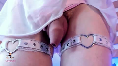 Snapshot of arianasantana chatting on 30, 10, 2025 Ari online show from 30, 10, 2025