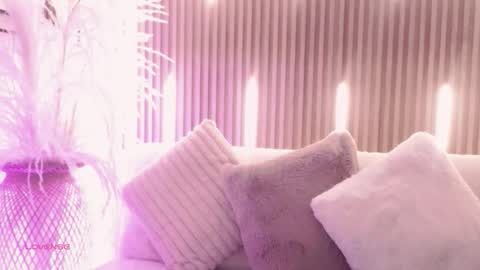 Snapshot of arianasantana chatting on 13, 11, 2025 Ari online show from 13, 11, 2025