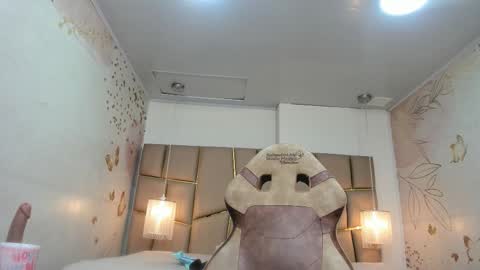 ArianaSommers online show from 24, 2, 2026