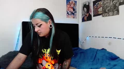 help me 100 hands up my OF is Free  online show from 5, 2, 2025