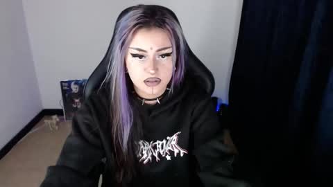 help me 100 hands up my OF is Free  online show from 7, 2, 2026