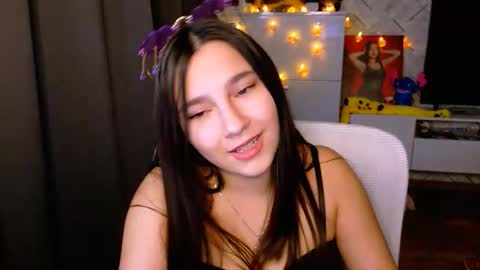 Snapshot of arianna_grend chatting on 28, 10, 2025 Arianna online show from 28, 10, 2025