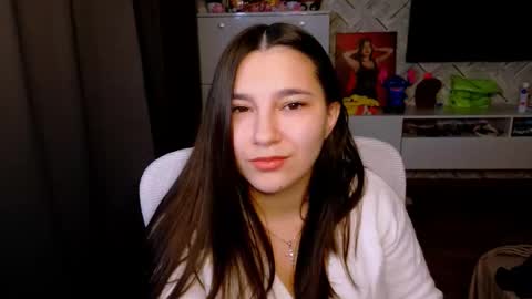 Snapshot of arianna_grend chatting on 15, 12, 2025 Arianna online show from 15, 12, 2025