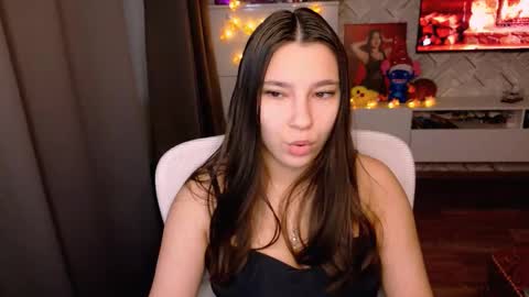 Snapshot of arianna_grend chatting on 6, 1, 2026 Arianna online show from 6, 1, 2026